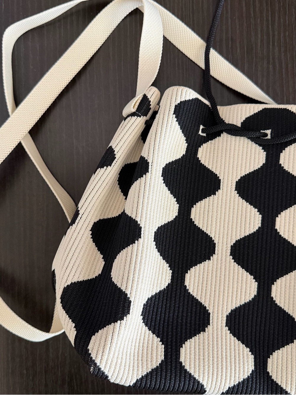 Boho Bucket Bag Small Crossbody Geometric Knit Drawstring Closure NWOT